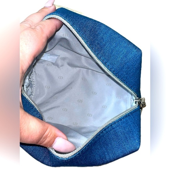 DIOR Denim Cosmetic Travel Bag, Limited Edition 2024 With Star Zip Tab - Picture 7 of 10